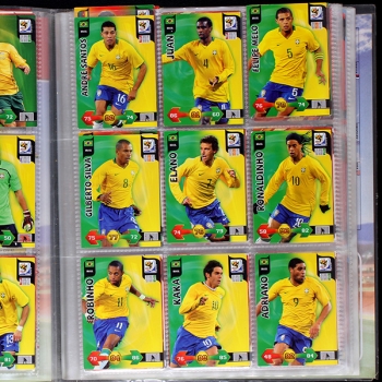 Preview: South Africa 2010 Panini Album mit 240 Trading Cards
