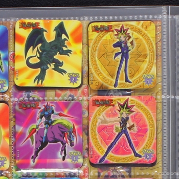Preview: Yu-Gi-Oh! Staks Panini Album komplett