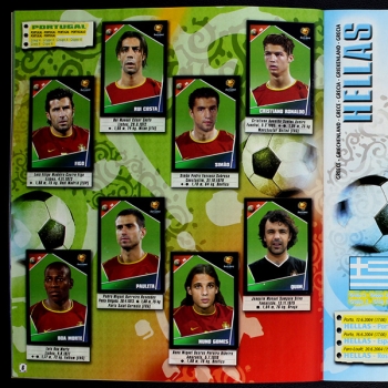 Preview: Euro 2004 Panini Sticker Album komplett