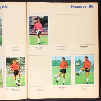 Bundesliga 68 Bergmann Album teilgefüllt