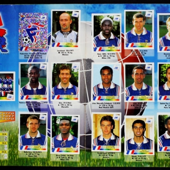 France 98 Panini Sticker Album - lesen