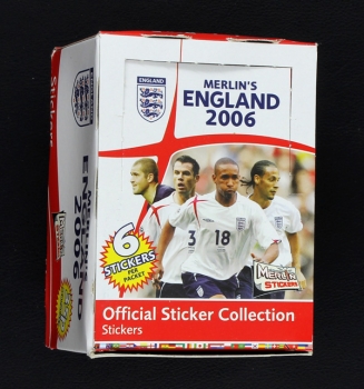 England 2006 Merlin Box mit 50 Sticker Tüten