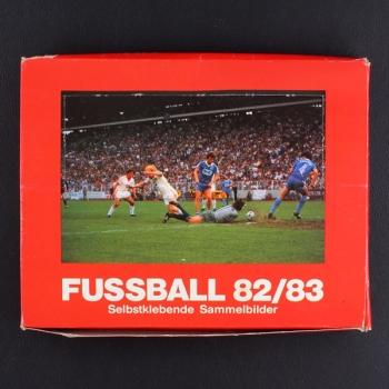 Fußball 82 Bergmann Box mit 88 Sticker Tüten