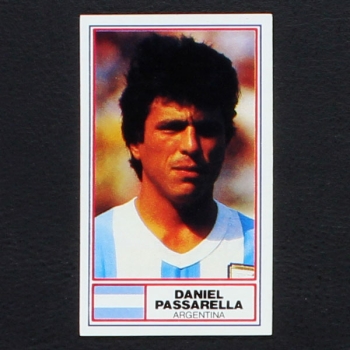 Daniel Passarella Rothmans Card - Football International Stars 1984