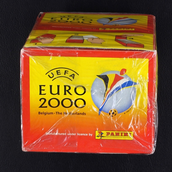 Euro 2000 Panini Box mit 100 Sticker Tüten