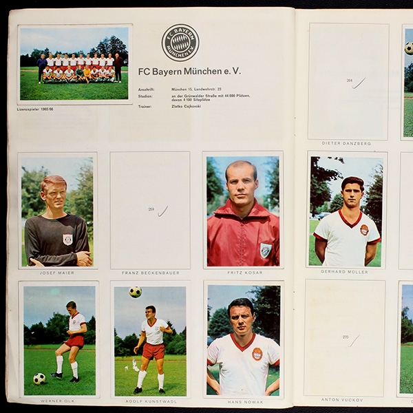 Bundesliga 65 Bergmann Album teilgefüllt