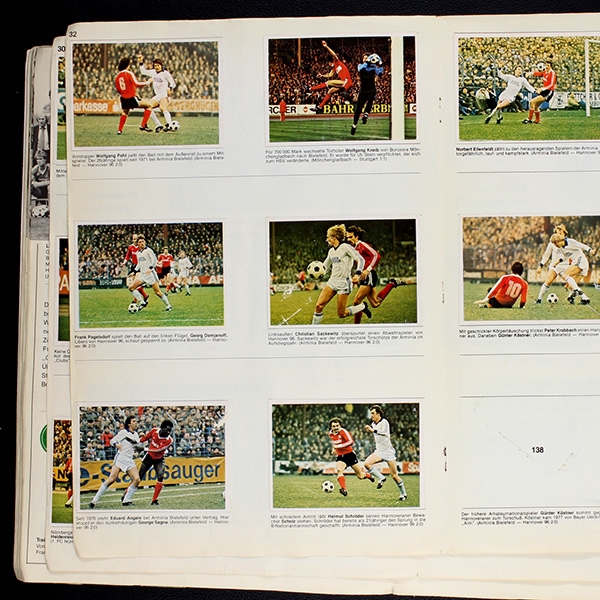 Fußball 80 Bergmann Sticker Album teilgefüllt -32