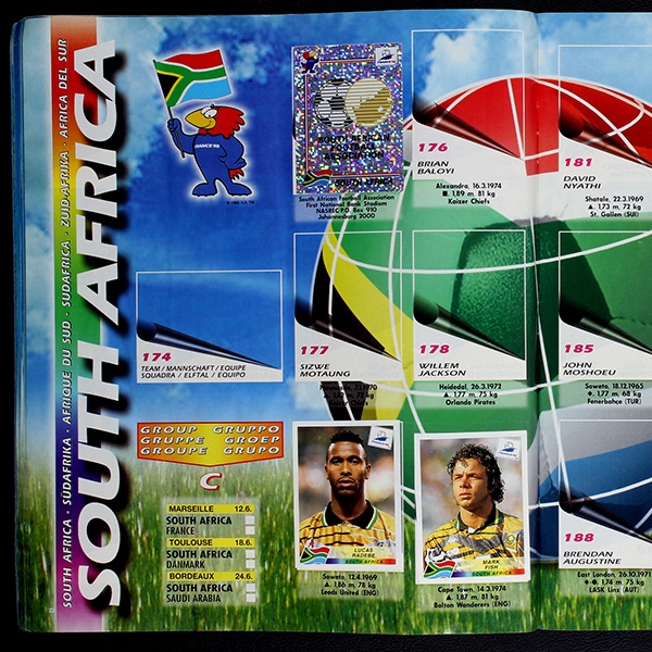 France 98 Panini Sticker Album teilgefüllt