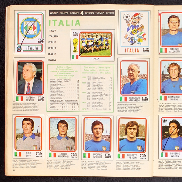 München 74 Panini Sticker Album teilgefüllt - lesen